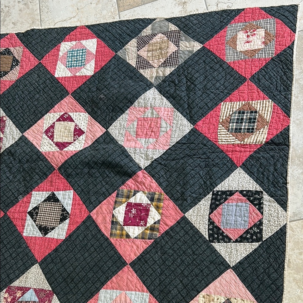 SALE❗️Patchwork Quilt 1880s Pennsylvania Square within Square within Square! - Picture 7 of 17